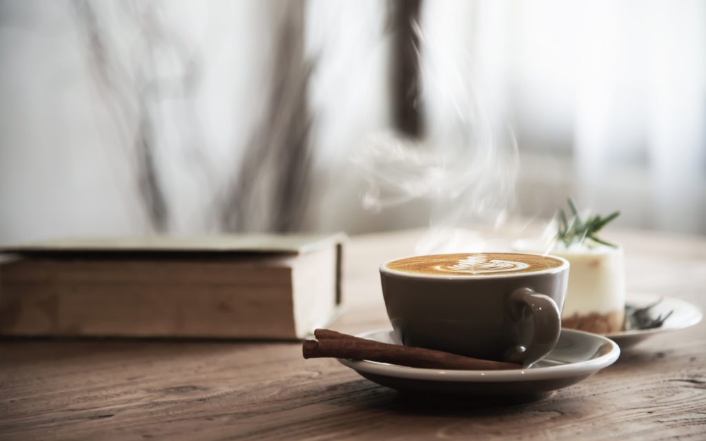 Как просыпаться утром без кофе? 5 простых шагов